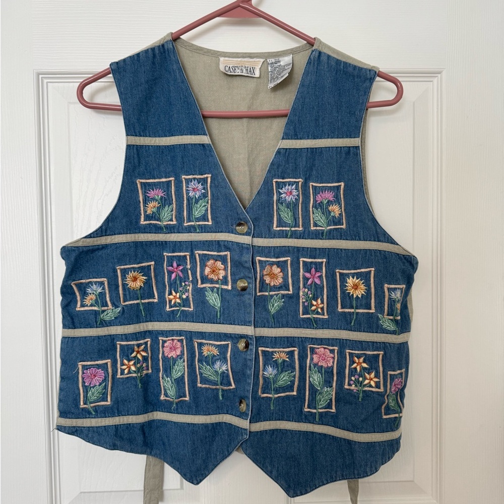 Casual Denim Colored Floral Embroidered Vest